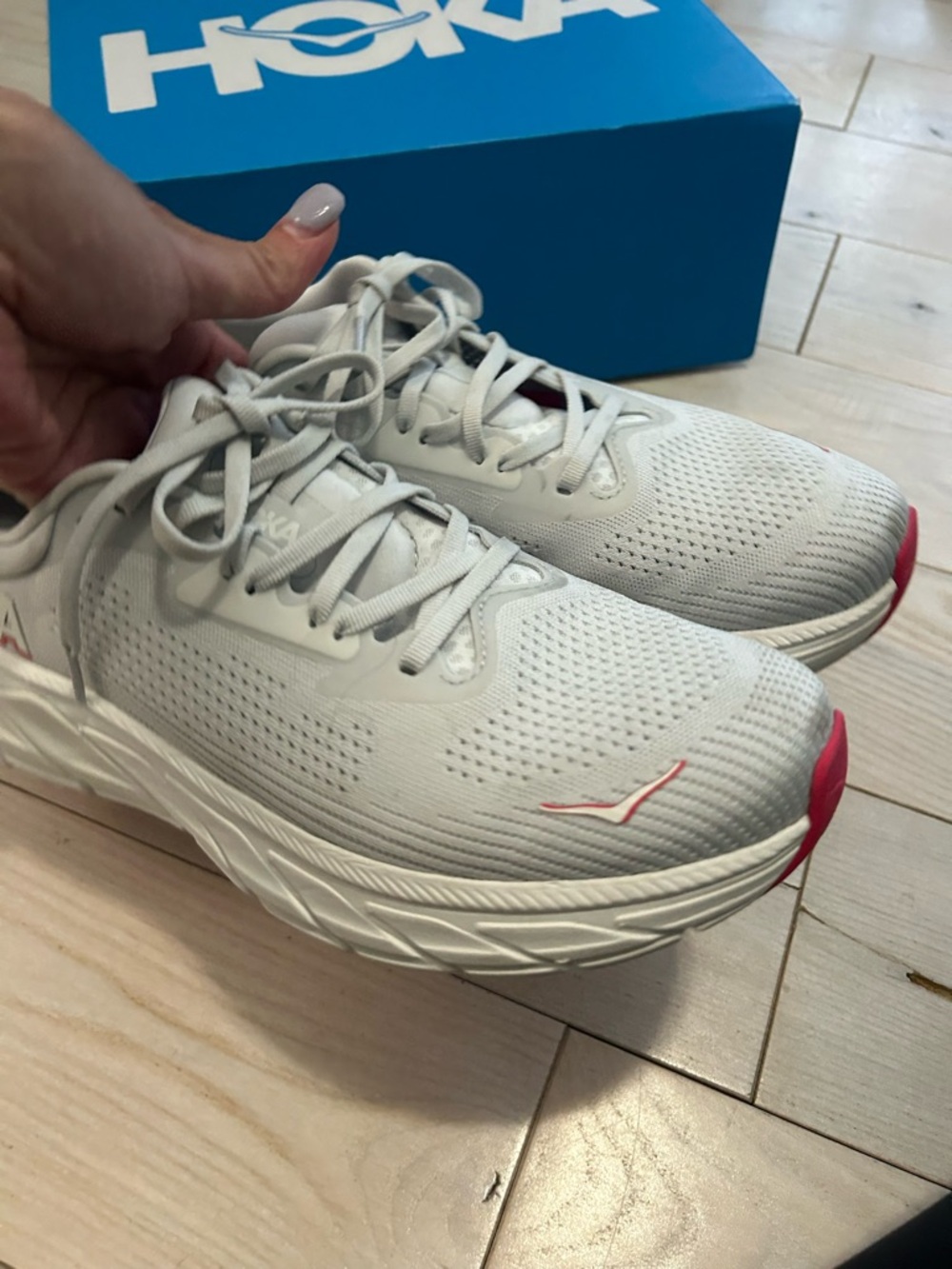 HOKA W AHARI 7 running shoes. - Picture 14 of 16